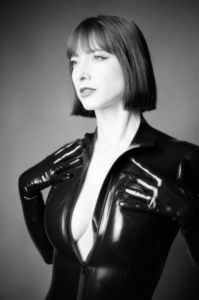 Inara Vsper BDSM Workshop Coach at LUX Berlin